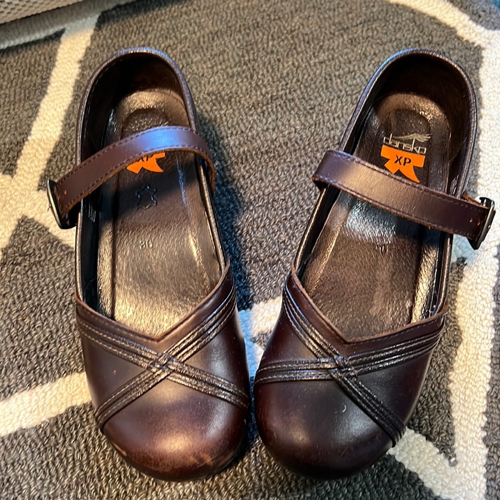 Dansko XP brown leather